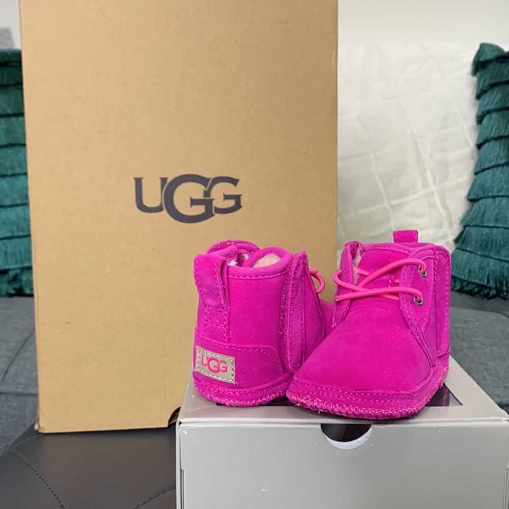 💕 Baby Neumel Suede Boots